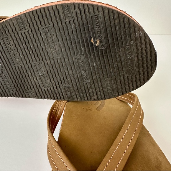 Rainbow thin strapped brown flip flop- 9.5 🌼 - Picture 2 of 4